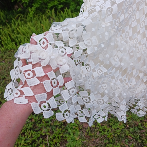 NWT Couture Romeo and Juliet Crochet Lace Dress  Ivory Cream Large - Picture 6 of 12